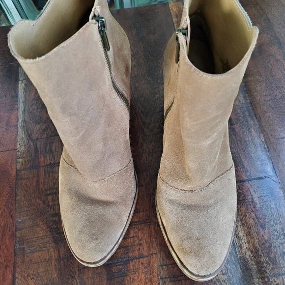 Lucky Brand Elenor Embroidered Suede Boot - Picture 4 of 8